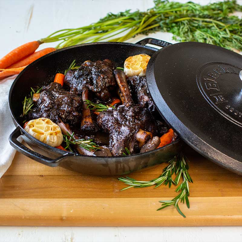 Blacklock 4 Quart Lightweight Cast Iron Braiser - View 4