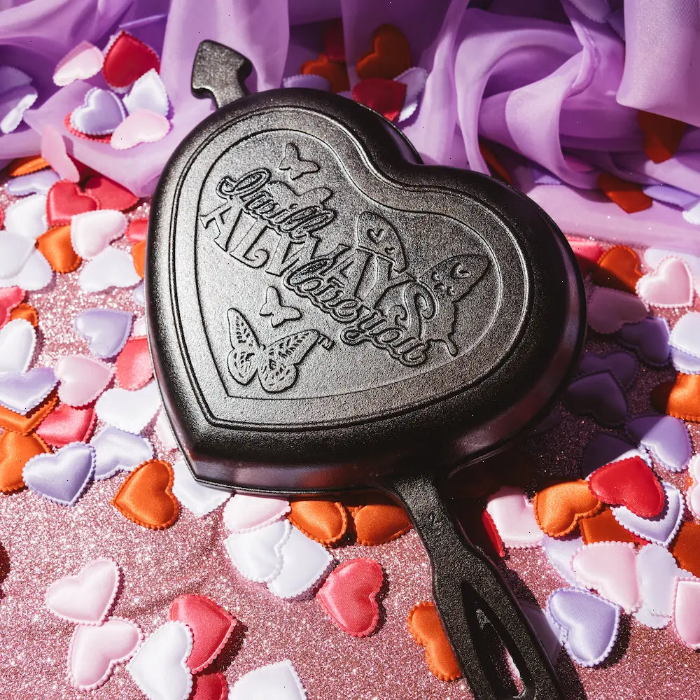 Dolly Parton Heart Skillet, I Will Always Love You - View 3