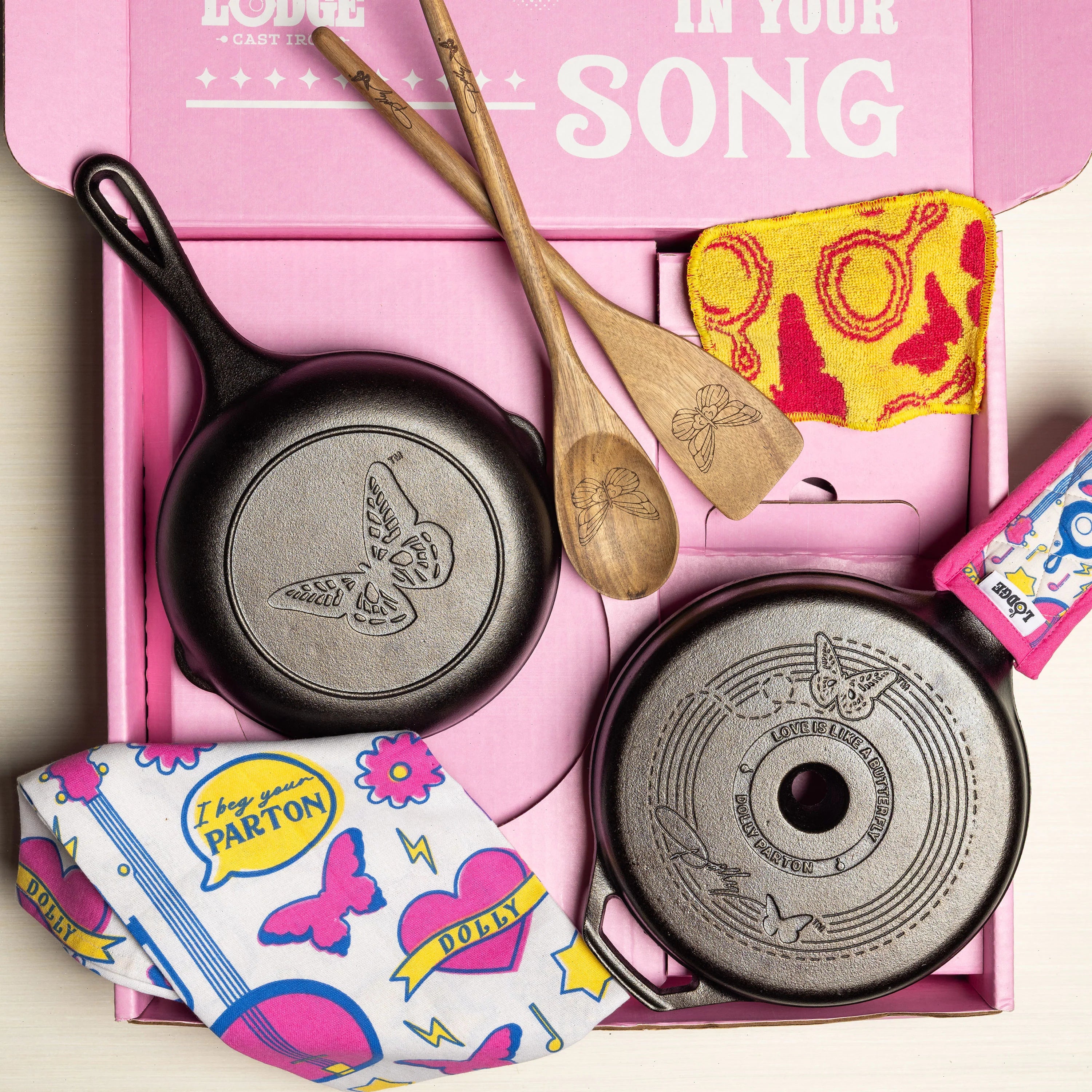 Dolly Parton Cast Iron Gift Set - View 3