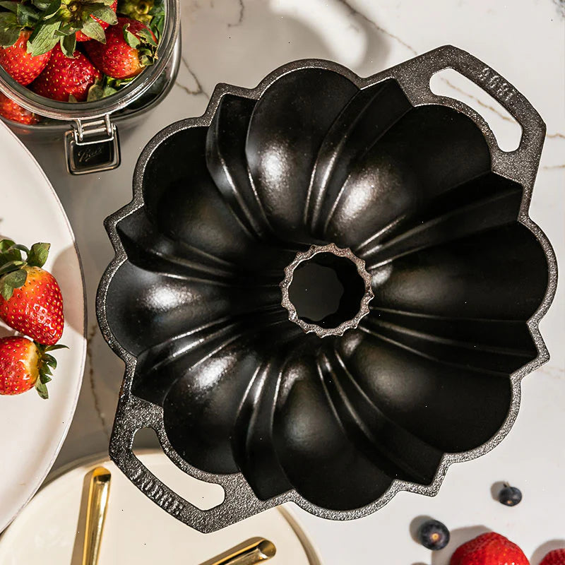 Seasoned Cast Iron Fluted Cake Pan - View 3