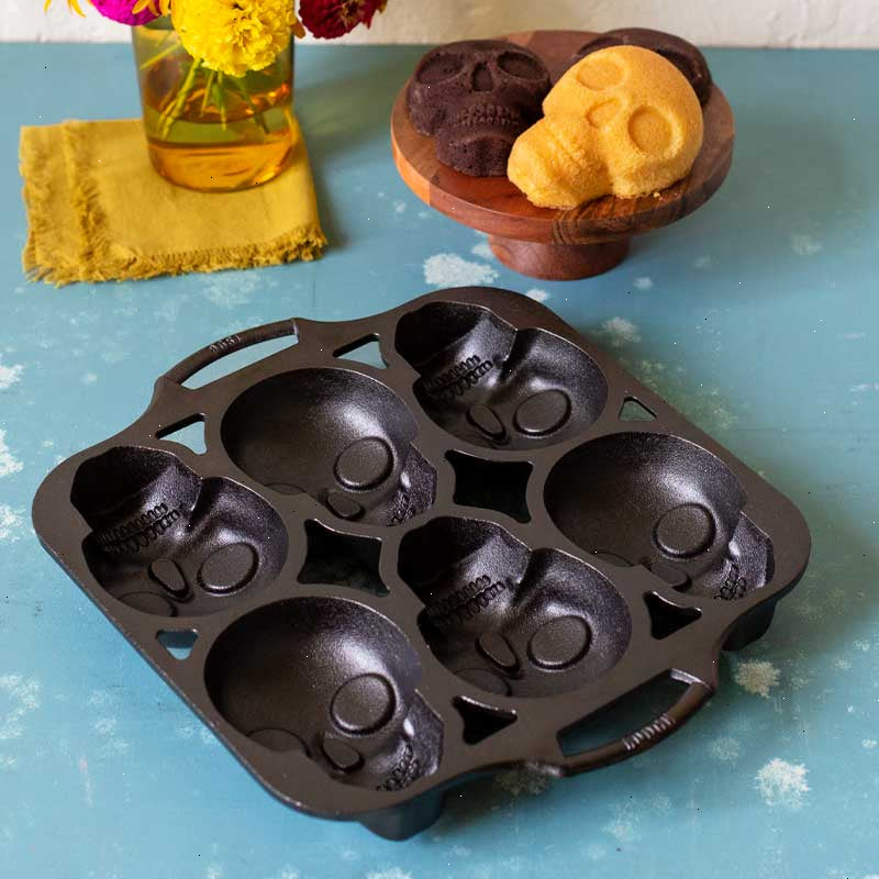Skull Mini Cake Pan - View 3