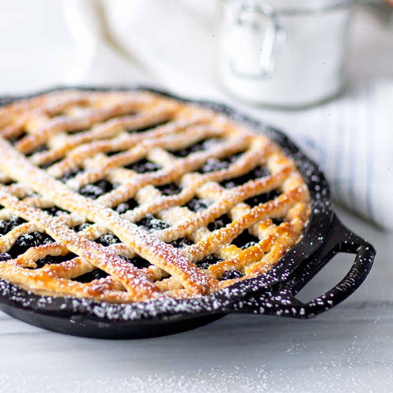 9 Inch Seasoned Cast Iron Pie Pan - View 4