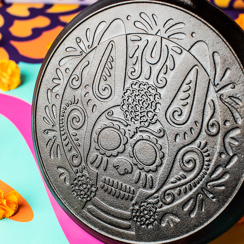 10.5 Inch Seasoned Cast Iron Xolo Sugar Skull Griddle - View 4
