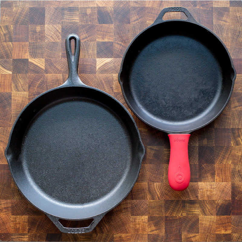 Lodge Fan-Favorite Skillets Set with Handle Holder - View 2